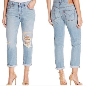 Levi’s 501CT Tapered cropped distressed jeans